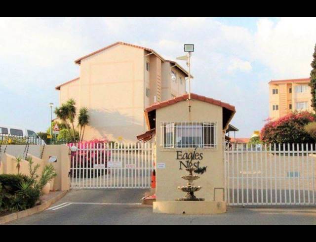 2 BEDROOM APARTMENT FOR SALE IN PRIMROSE HILL